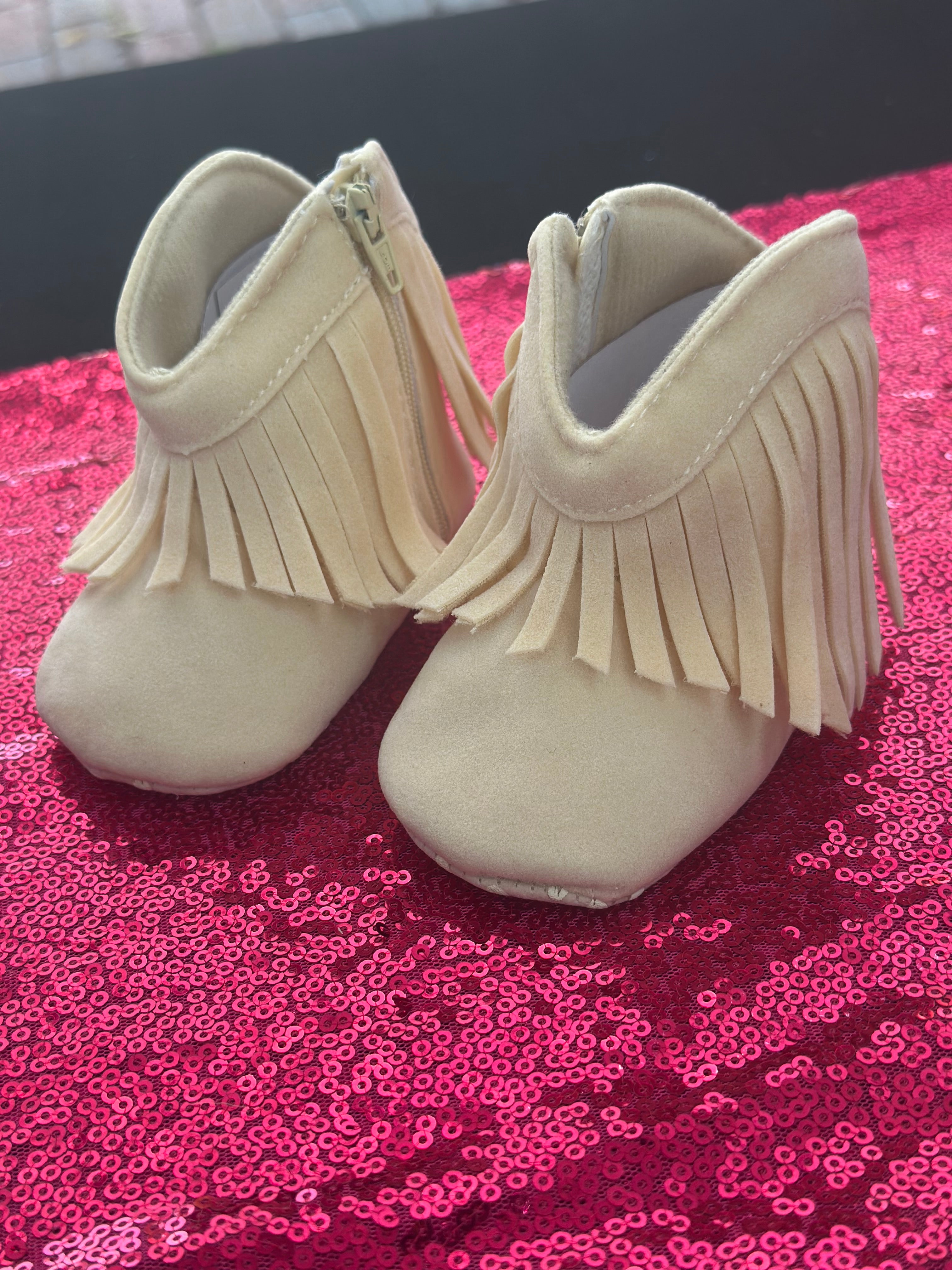 705 suede moccasin boots