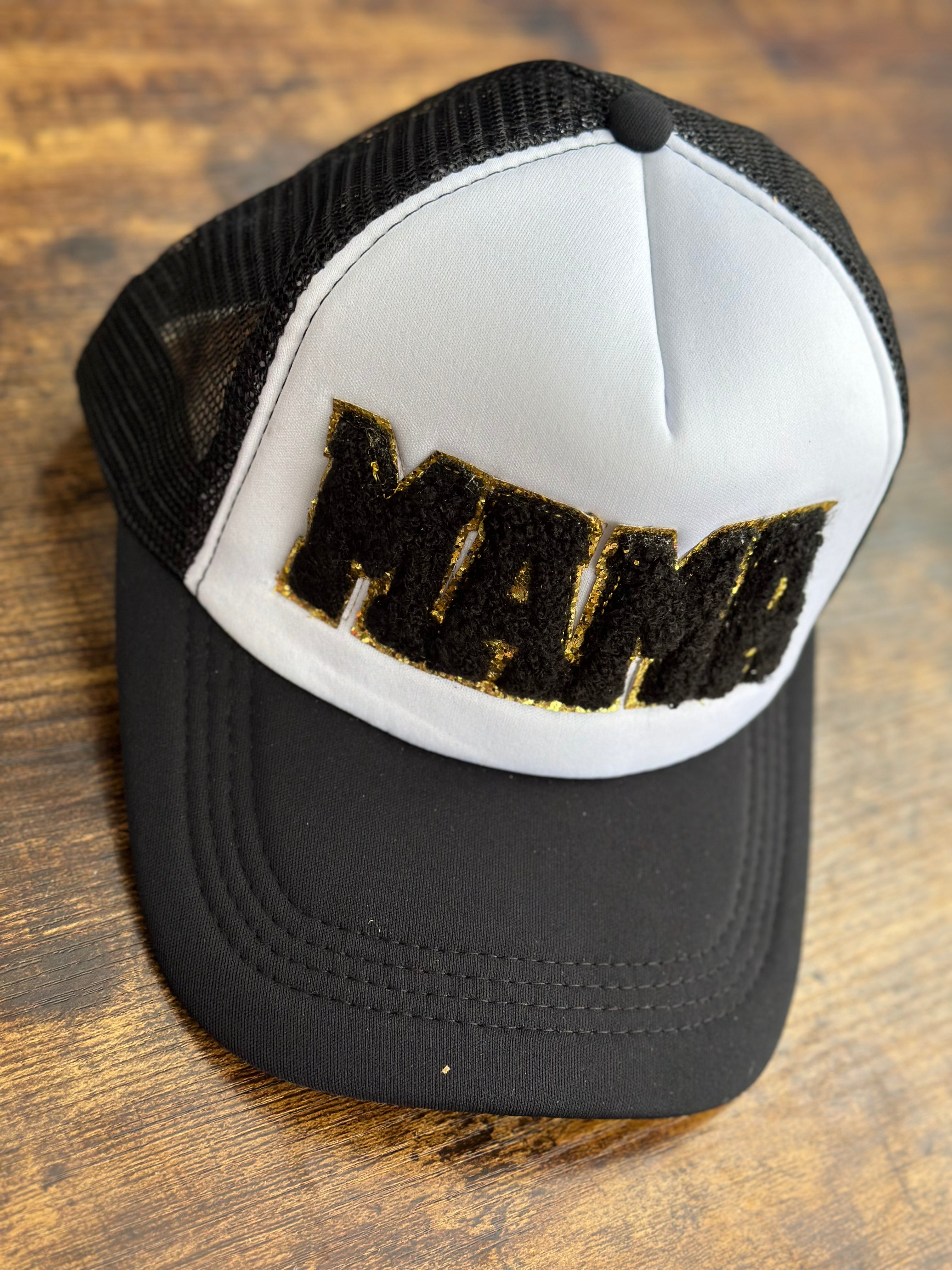 513 Mama hats